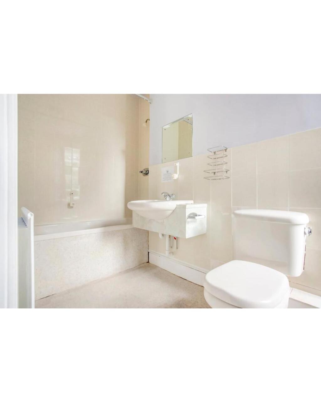 Kirkconnel Hall 2*