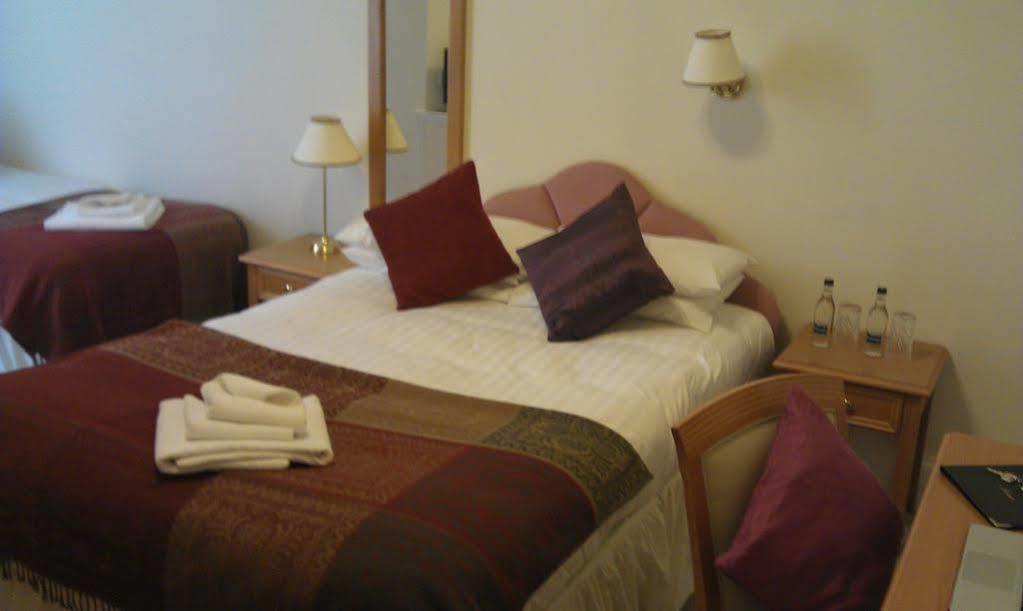 Kirkconnel Hall 2* Ecclefechan